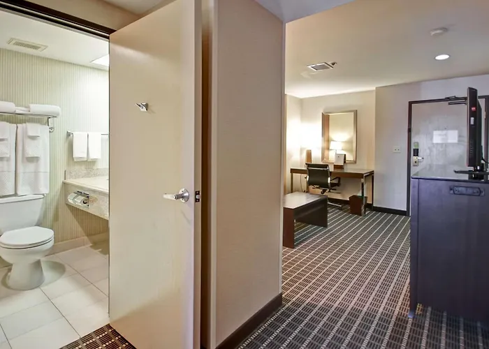Doubletree By Hilton Hotel
