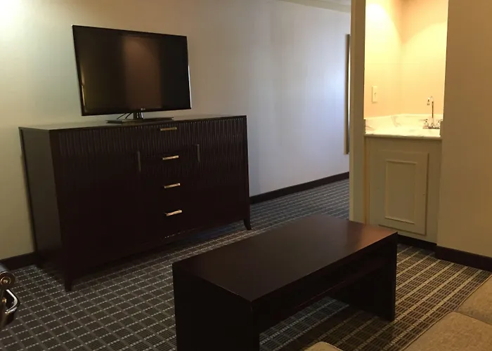 Doubletree By Hilton Flagstaff