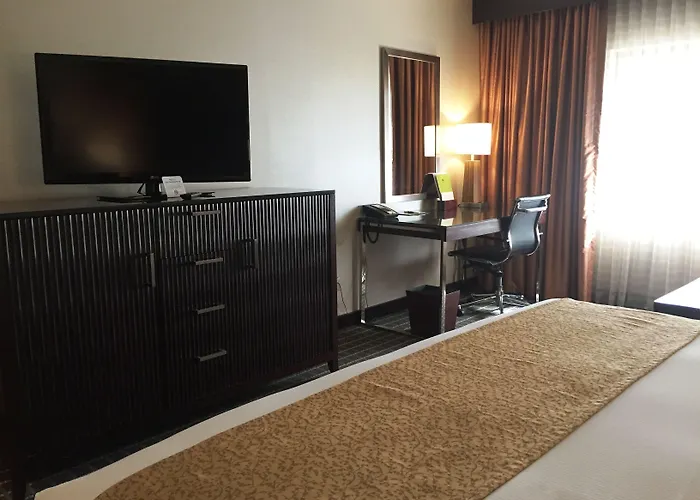 Doubletree By Hilton Hotel Flagstaff