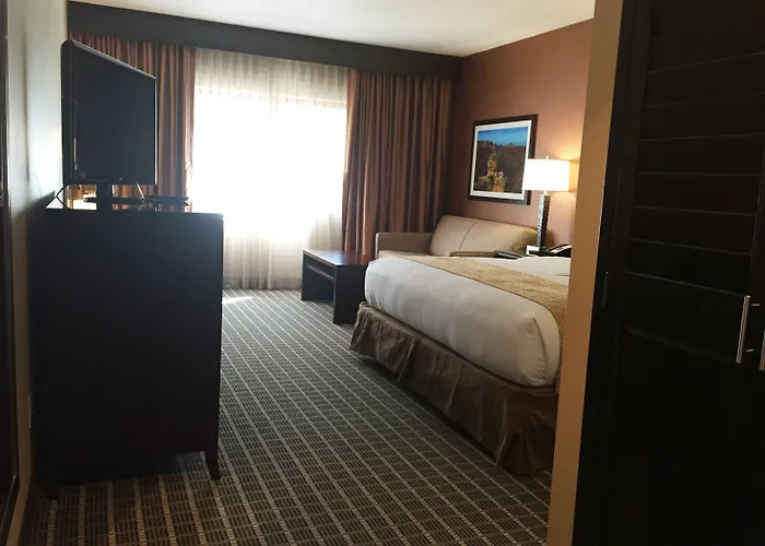 Doubletree By Hilton Hotel Flagstaff