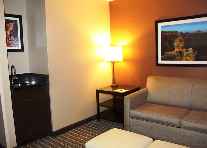 Hotel Doubletree By Hilton Flagstaff