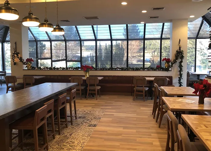 Doubletree By Hilton Flagstaff