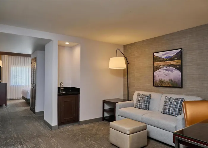 Doubletree By Hilton Flagstaff